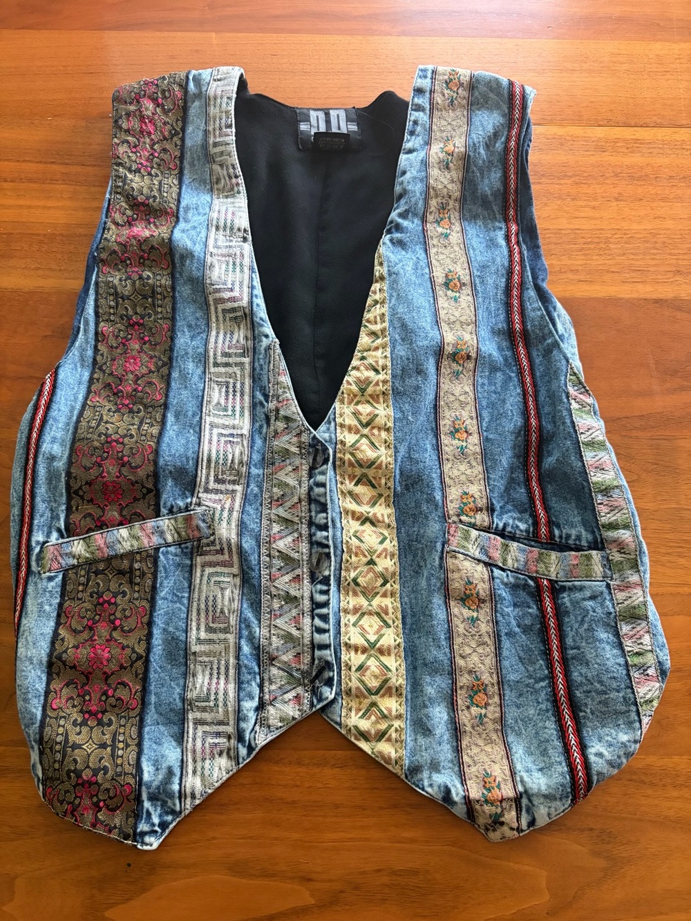 Vintage 90s D.D. Designs Acid Wash Denim Tapestry Trim Boho Vest Size S